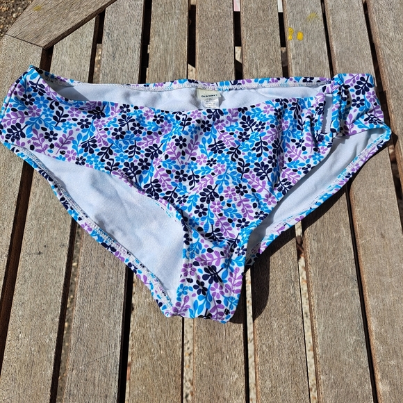 Halter tankini with full bottom - Picture 2 of 8